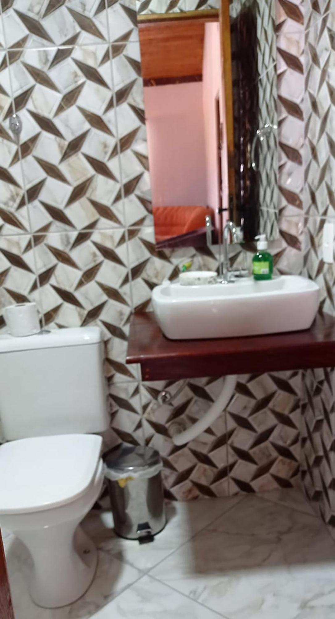 Incrivel Chacara Com Pisc E Churrasq Em Mg *